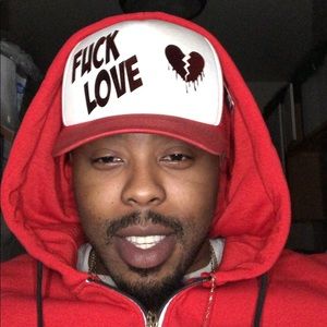 Meet your Posher, Tito